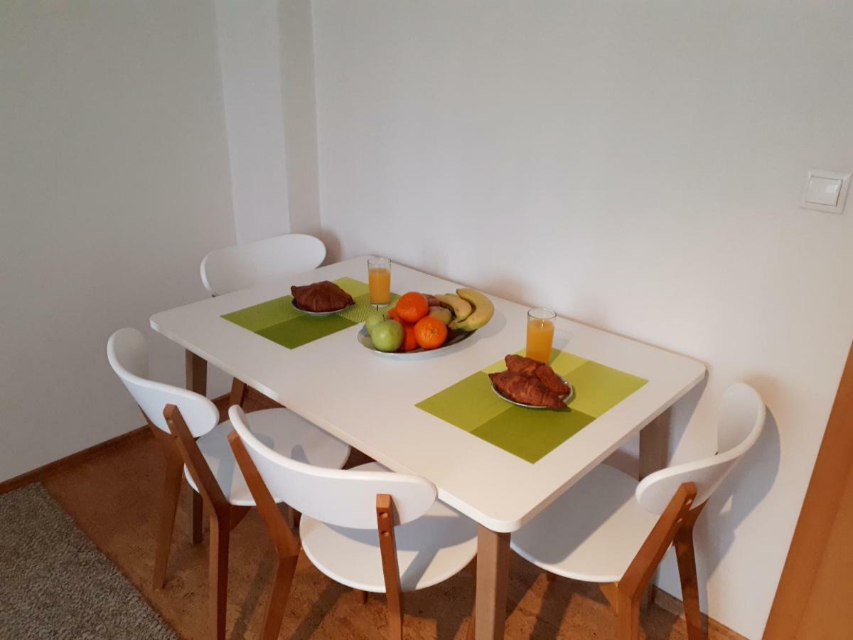 Brezno - 2 Izbovy Apartman Luaran gambar